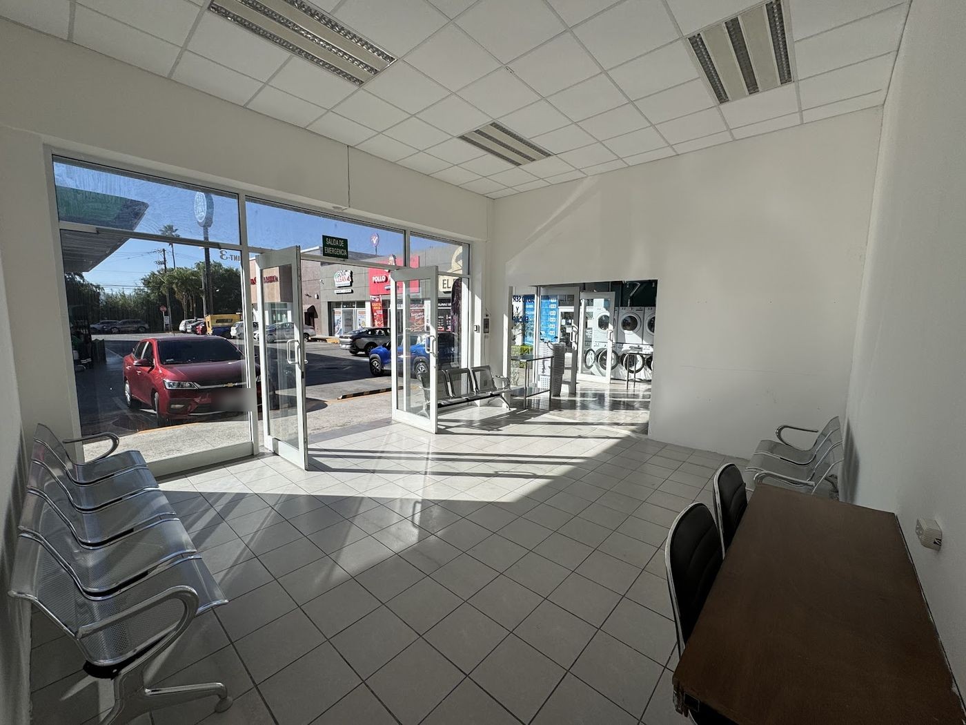 Sala de espera · Plaza Zara